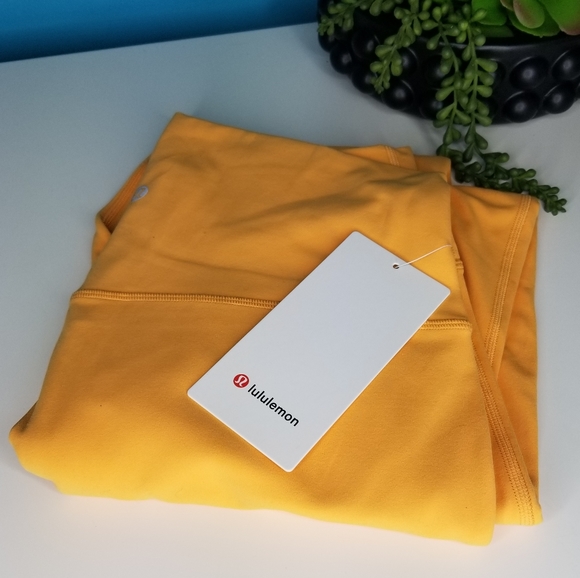 Lululemon Align High Rise Crop 23" in Mango Dream - Picture 9 of 10